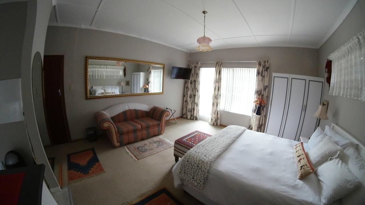 Gate 66 Bed & Breakfast Somerset East Exterior foto