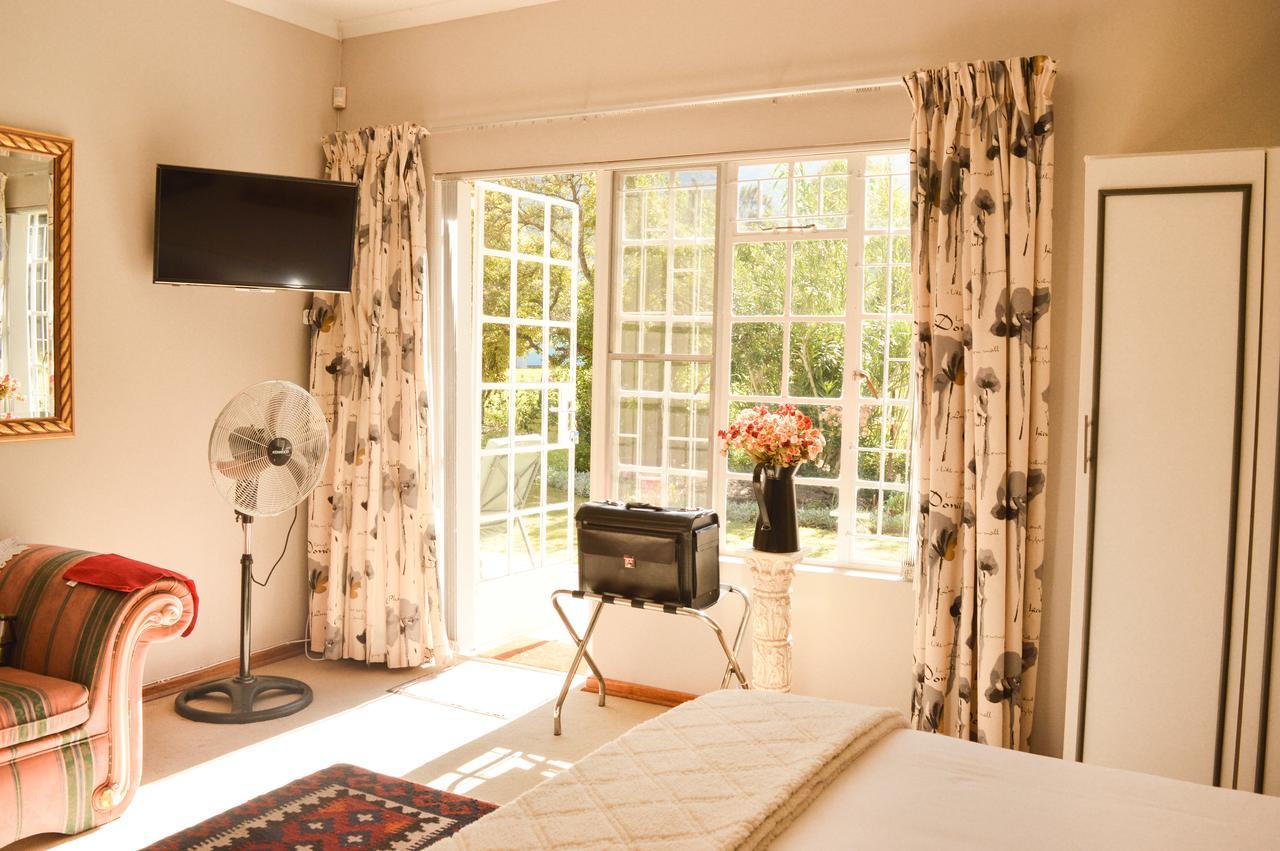 Gate 66 Bed & Breakfast Somerset East Exterior foto